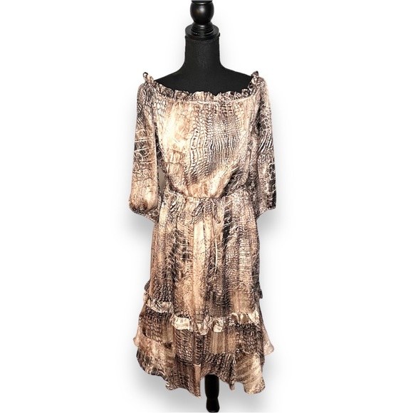 Ces Femme NWT Frankie Snake Dress Medium Metallic Gold Off Shoulder Ruffle Tiers - Picture 3 of 16